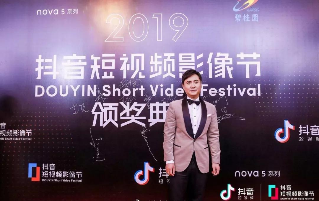 沈腾X欧阳娜娜这对“神仙搭档”也太好磕了！