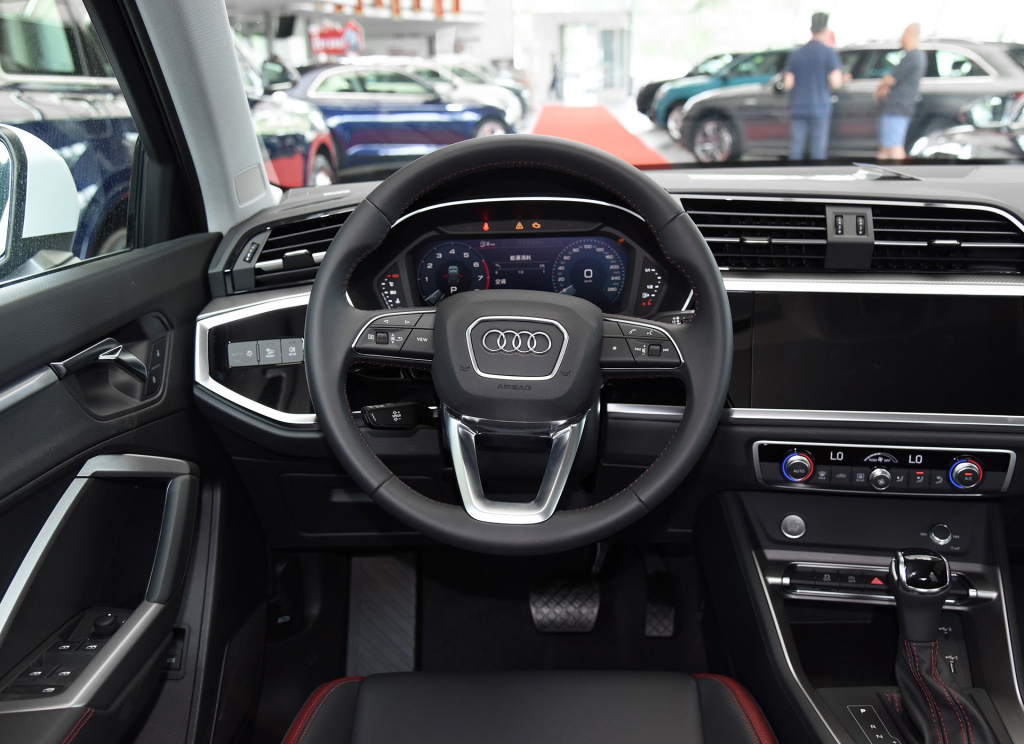 女生开的SUV,灵巧、好看、易上手,三款豪华品牌SUV推荐
