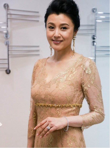 曾让郭富城差点"不顾一切"的美人,藤原纪香,如今也迟暮了!