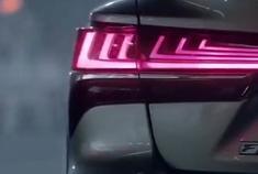 汽车视频：雷克萨斯es200，这有点真实