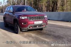2.0升9AT越野不输普拉多，19吉普自由光城市suv还是很强的！
