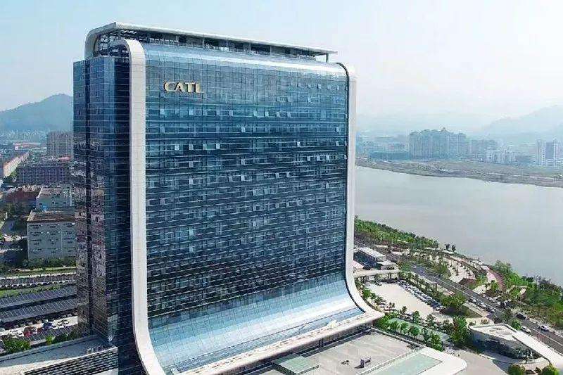 宁德时代半年营收202亿,“独角兽”如何应对丛林法则?