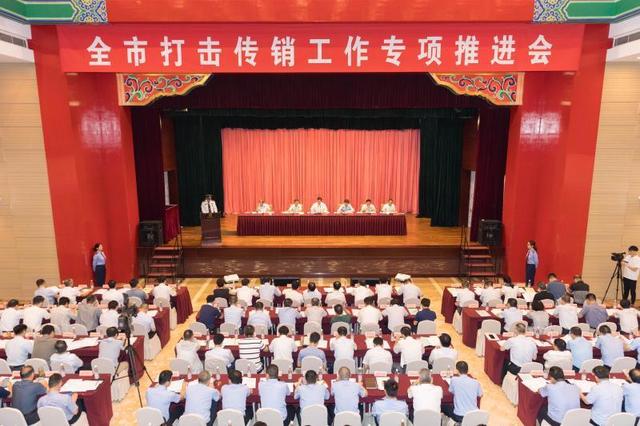 ¶ͷ��ն���Ͼ���������������չ����ж�