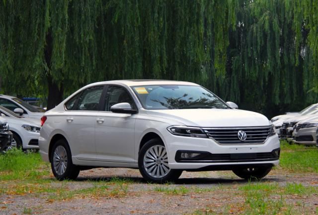 本人94年,月收入20k,请问买什么车比较好?