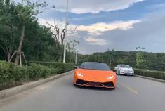 汽车视频：自带鞭炮 兰博基尼LP610-4