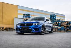 这台宝马M5真的好看，不愧是标杆!