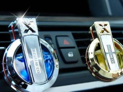 不管车子多少钱，车内不能放这4种东西，否则就是给汽车折“寿”