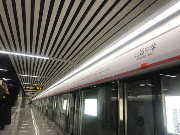 常州地铁1号线首班车6点25分基本满足上学需求