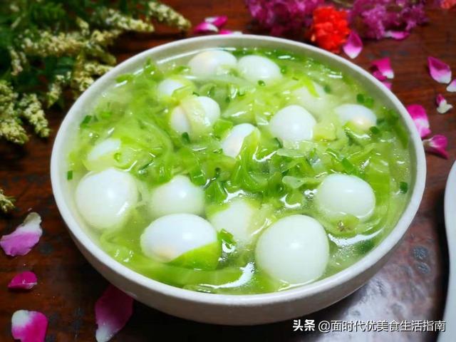 这汤,5块钱煮一锅,隔三差五吃,骨头长高高,赛过喝补钙炒饭做法肥肠图片