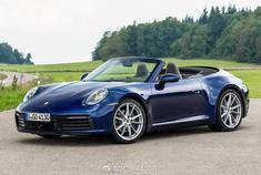 日前，保时捷公布全新911 Carrera Coupe和Cabriolet车型