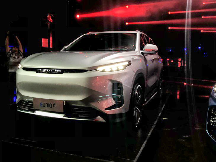 NEDC工况续航600km,上汽MAXUS EUNIQ 6 正式亮相