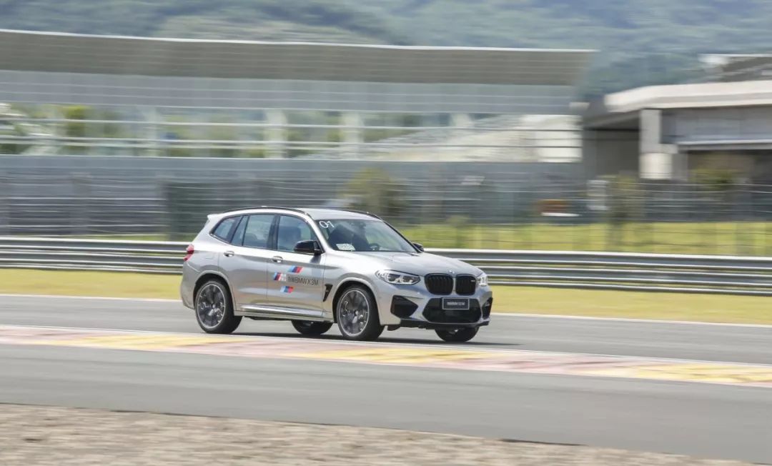 4.1秒破百!宝马2台全新高性能SUV,买不起也要看看!