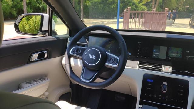 二师兄玩车 | 李想当年吹的牛,今天终于在理想ONE上实现了!