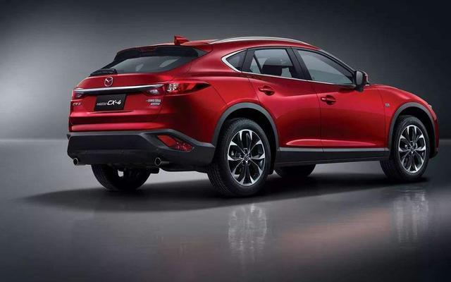它是一辆年轻人的SUV,竞成了父子之间的“磨合剂”