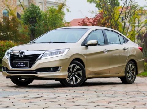 被国人捧红的“省油王”，上月销量破万，油耗仅5L