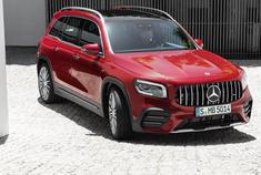 奔驰GLB性能版下月亮相！搭2.0T引擎，尺寸比宝马X1还大