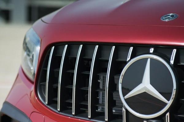 视频：2020款 奔驰 AMG GLB 35 4MATIC 官方视频