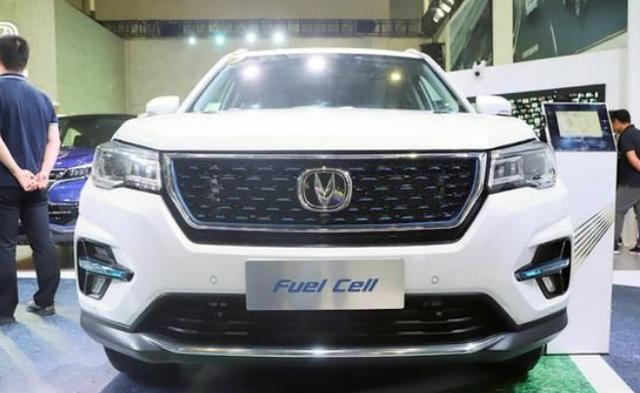 弯道超车有望了!续航里程超500km的长安CS75氢燃料车亮相了
