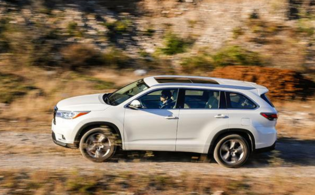 丰田新车发布!内饰奢华如宝马,见到实车让人心动