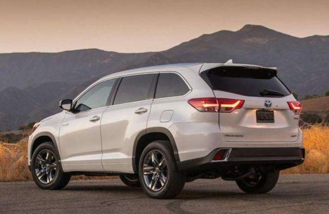 丰田新车发布!内饰奢华如宝马,见到实车让人心动