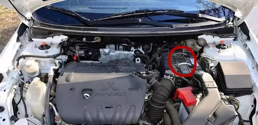 教你自己动手更换空滤!轻松省下100多块!