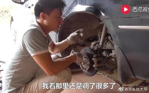 本田手刹分泵装置生锈抱死刹车盘，不换新的看小雄怎么修复好？