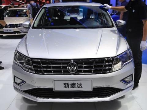 大众再推“草根车”，长4.5米不输帝豪，搭载爱信6AT