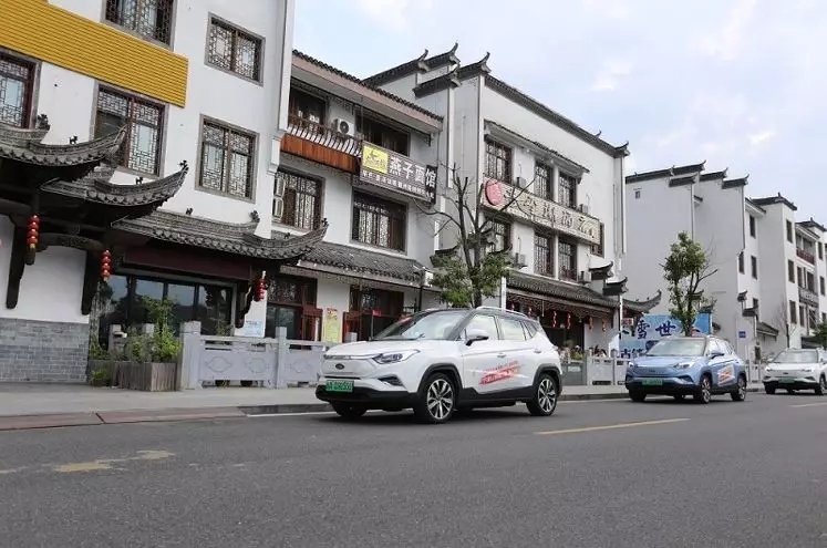 嗨翻天!江淮新能源万里公测暨京城i粉嘉年华缤纷上演