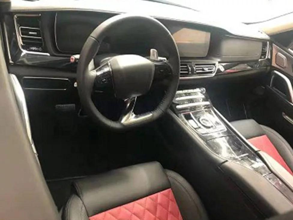 汉龙第一款车中大型SUV,怎么看着有点像众泰还没上市的T900