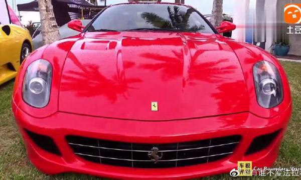 法拉利历史上最著名的一款双门跑车，拥有震撼人心的性能。