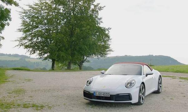 2020保时捷911 Carrera Cabriolet亮相
