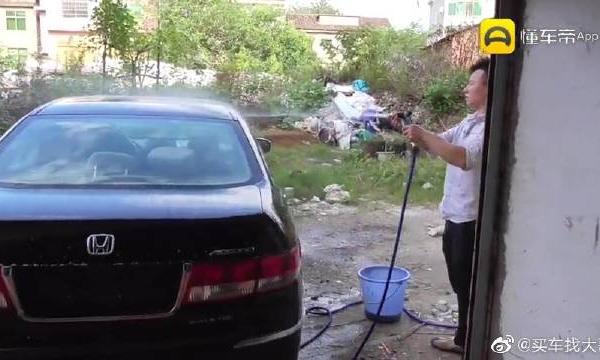 报废的老本田汽车，小雄洗干净打算整车翻新，你说有这个价值吗