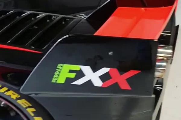汽车视频：一枚法拉利FXX赛道神器～～～