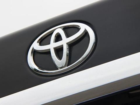 全新RAV-4或将10月上市！变化大是真的！内饰丑也是真的