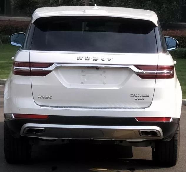 汉龙第一款车中大型SUV，怎么看着有点像众泰还没上市的T900