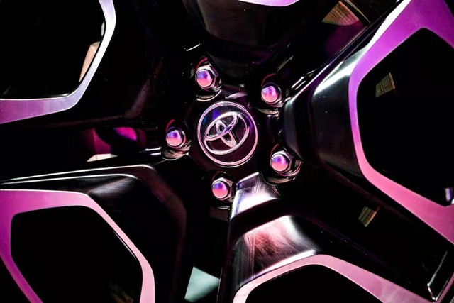 “再遇”NEW RAV4,城市SUV鼻祖彰显越级实力