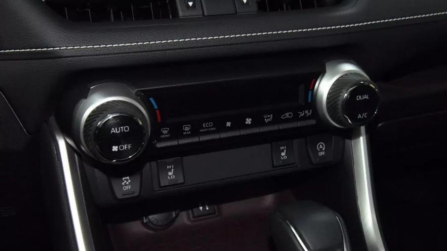 内饰公布! 全新一汽丰田RAV4车里长这样