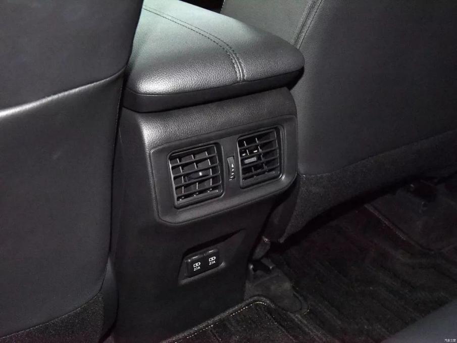 内饰公布! 全新一汽丰田RAV4车里长这样