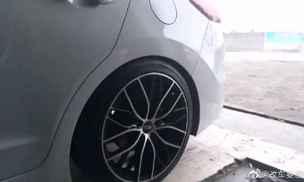 现代领动改装DWD矫牙避震，改装以后发现，低趴的感觉确实好看