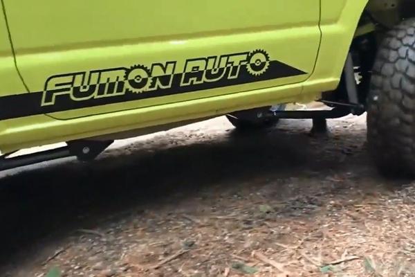 汽车视频：纯山地越野试驾全新吉姆