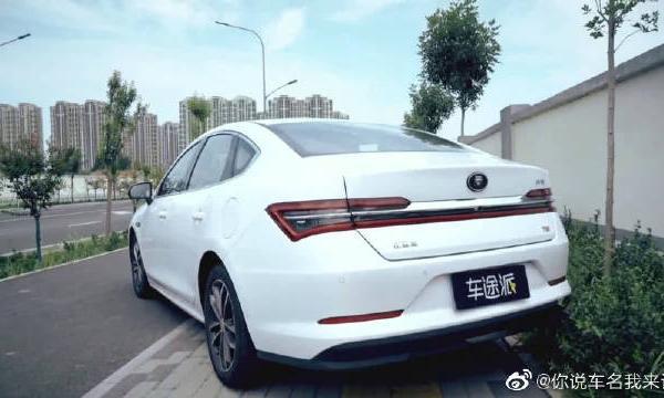 比亚迪秦Pro实车评测，高颜值国产车到底值得买吗？