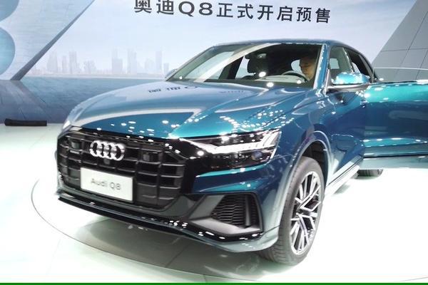 奥迪Q8成都车展开启预售价格为77-102万元，同时推出限量车型