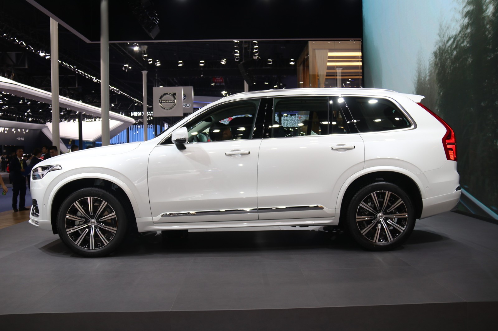 2019成都车展|新款沃尔沃XC90上市 售63.39万元起