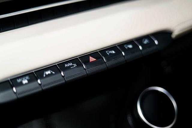 紧凑型SUV"同级杀手"全球首发 EXEED星途LX 12.79万元开启预售