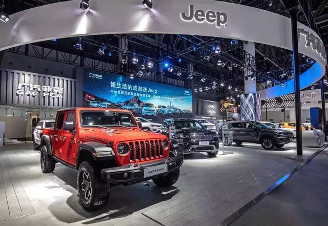实惠省油又有潮牌个性,Jeep自由侠1.3T全国首秀