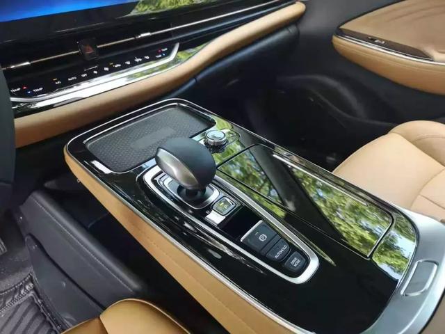 花40多万买Model 3,还不如用20万买这台本土电动车更有价值