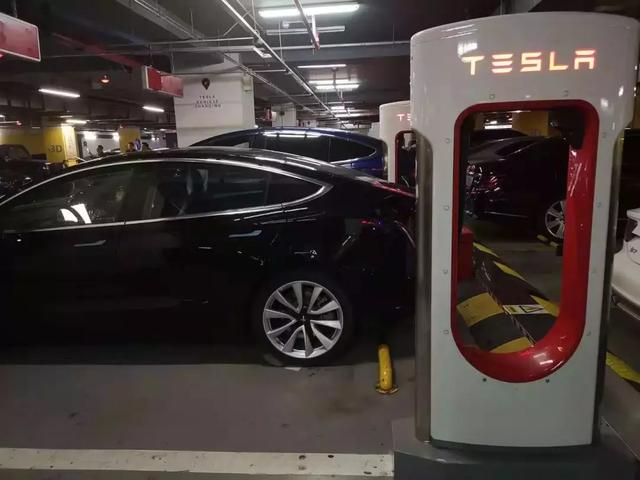花40多万买Model 3,还不如用20万买这台本土电动车更有价值