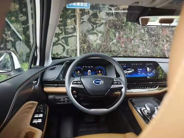 花40多万买Model 3,还不如用20万买这台本土电动车更有价值