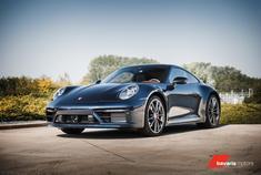 把改款这件事拿捏的最恰到好处的应该就是保时捷911了吧