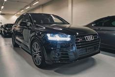 Audi SQ7 4.0V8双涡轮增压发动机，动力强悍